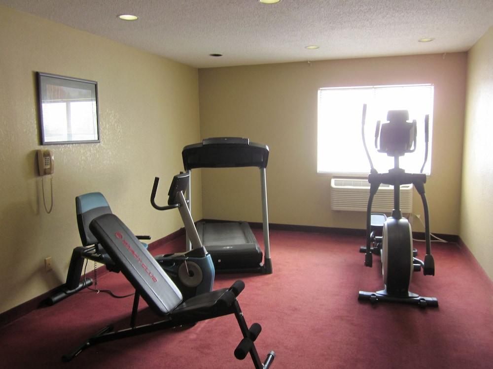 Quality Inn Upper Sandusky Exterior photo
