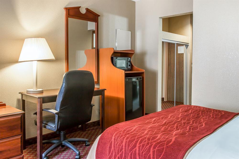 Quality Inn Upper Sandusky Exterior photo
